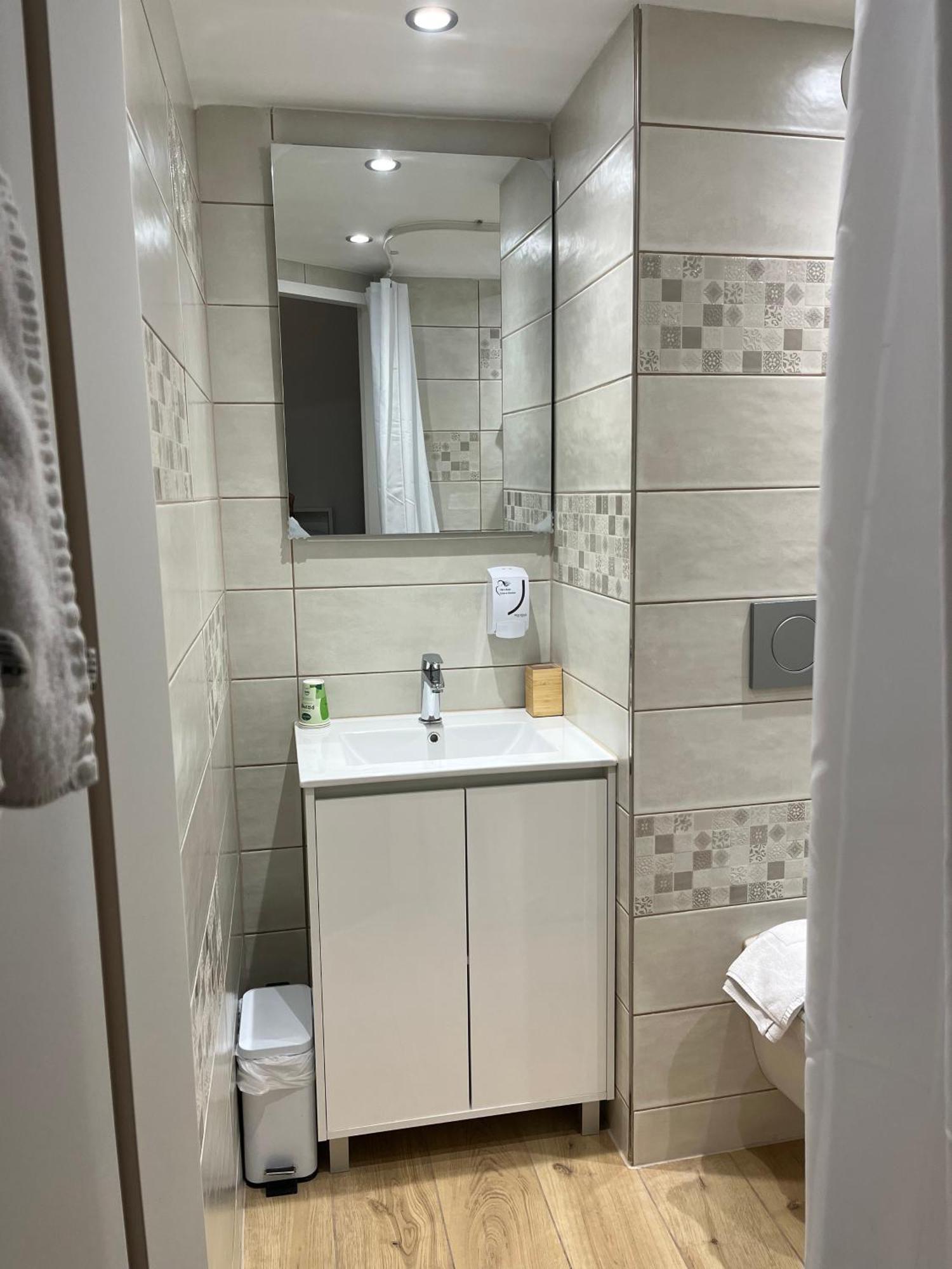 Évreux Brit Hotel La Bonne Etape מראה חיצוני תמונה