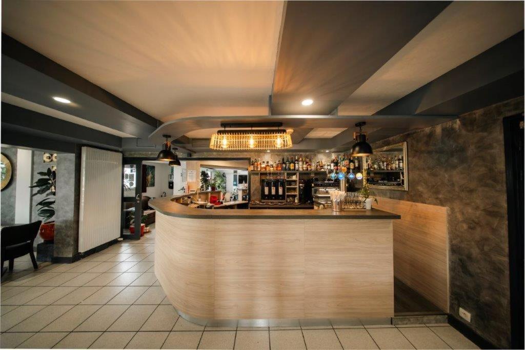 Évreux Brit Hotel La Bonne Etape מראה חיצוני תמונה