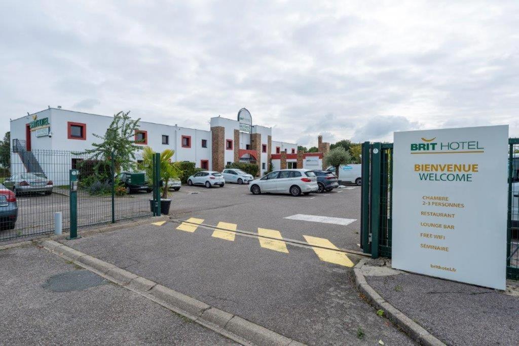 Évreux Brit Hotel La Bonne Etape מראה חיצוני תמונה