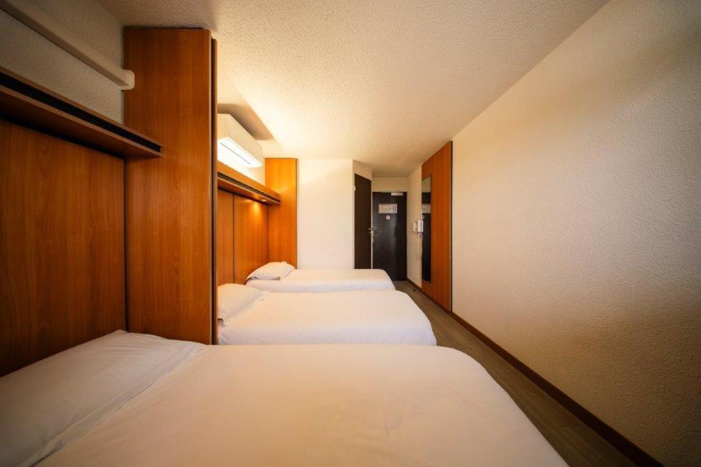 Évreux Brit Hotel La Bonne Etape מראה חיצוני תמונה