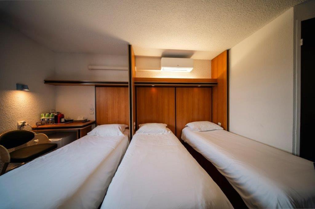Évreux Brit Hotel La Bonne Etape מראה חיצוני תמונה